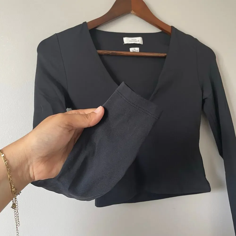 Babaton Contour Aritzia Black Long Sleeve Crop Top V-neck sz XS